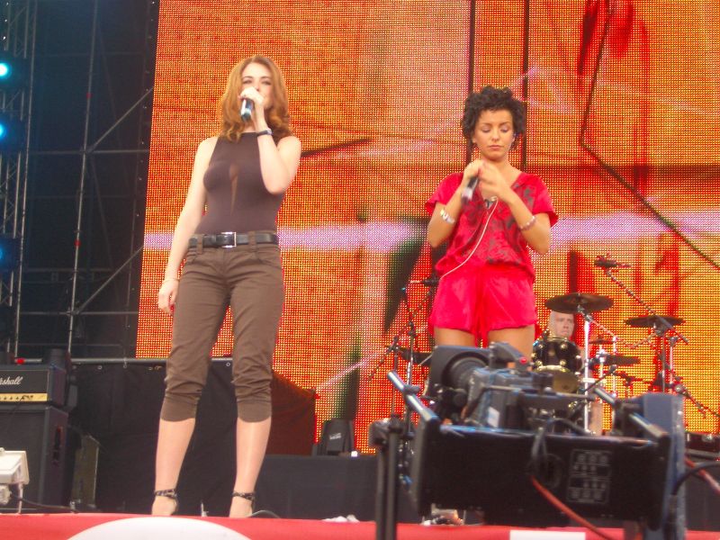 ТАТУ - Tatu Perform at Red Summer Festival in Moscow 22.07.2006