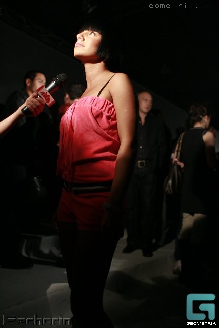 ТАТУ - Yulia Volkova at Show of Spring-Summer 07 Hugo Boss Collection in Moscow 15.03.2007